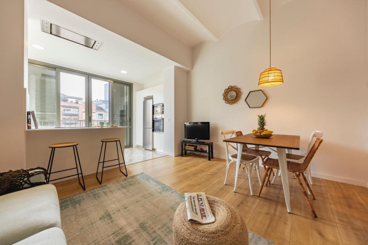Bravissimo Riu Onyar Apartment Girona Bagian luar foto