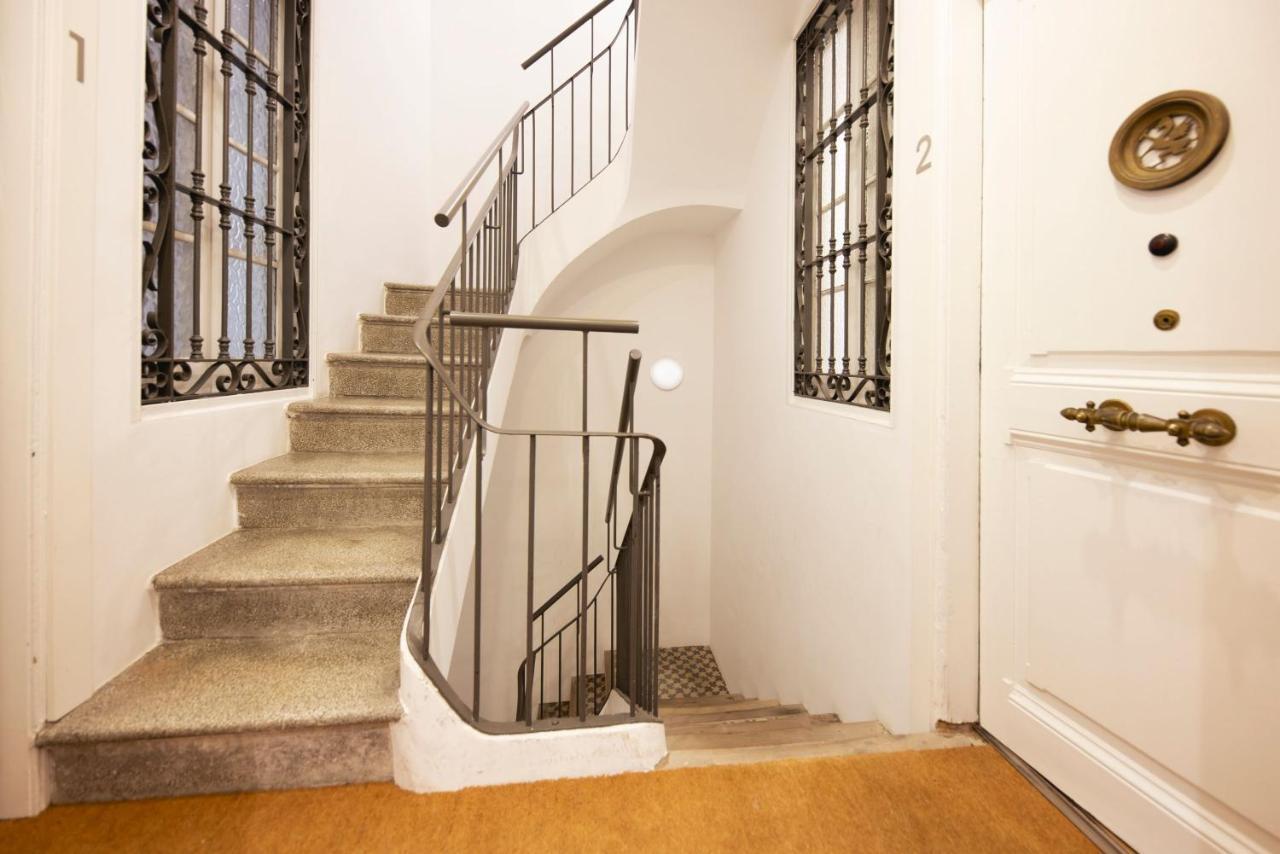 Bravissimo Riu Onyar Apartment Girona Bagian luar foto