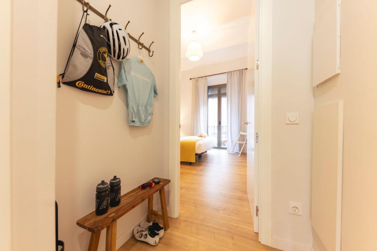 Bravissimo Riu Onyar Apartment Girona Bagian luar foto